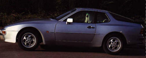Porsche 944