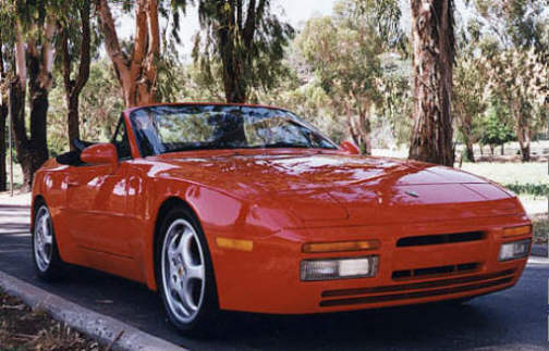 Porsche 944