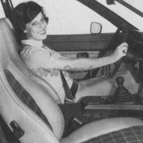 Porsche 944, Reel Safety Belt