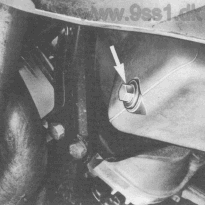 Porsche 944, Changing Engine Oil