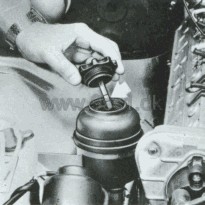 Porsche 944, Hydraulic fluid