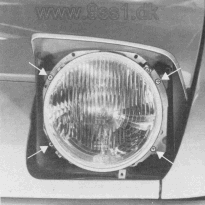 Porsche 944, Headlights